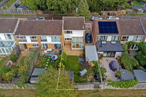 26PinewoodClose-4.jpg