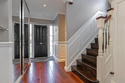 76LindenCres-8.jpg