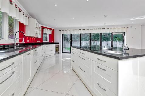 76LindenCres-27.jpg