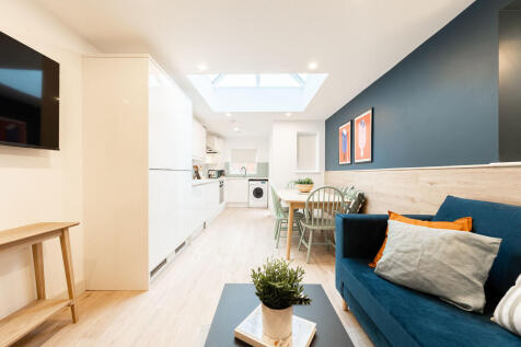 64HamiltonRd-Phot...
