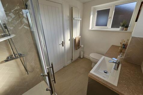 Shower Room/W.C. Additional Image