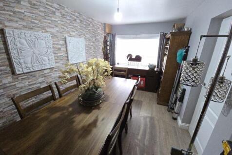 Family/Dining Room