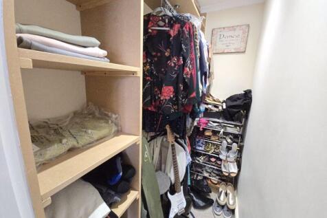 Walk In Wardrobe