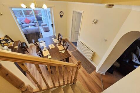 Dining Room Additional Image