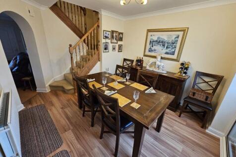 Dining Room Additional Image