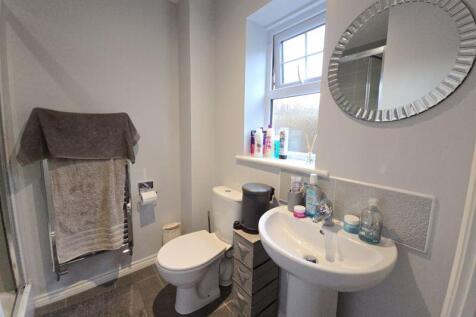 Bedroom One En-Suite