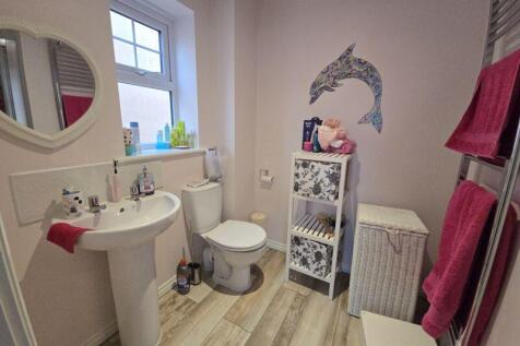 Bedroom Two En-Suite 