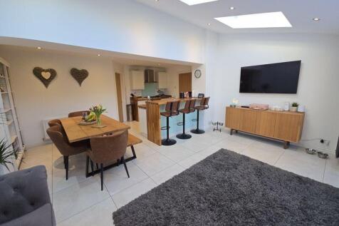 Open Plan Kitchen/Dining/Family Room