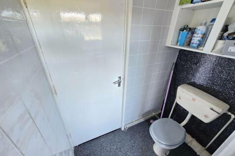 Downstairs Cloakroom