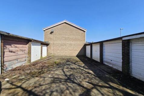 Garage In Block