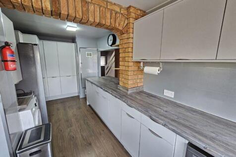 Kitchen Additional Image