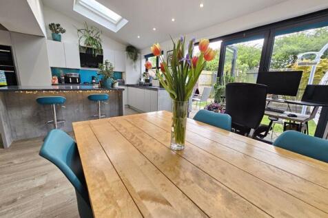 Additional Image Of Dining Area