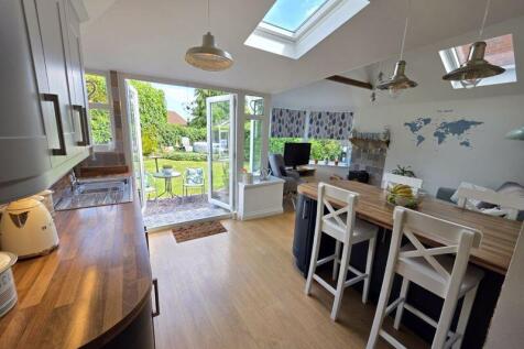 Kitchen/Breakfast/Family Room