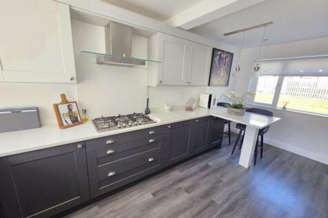 Kitchen Additional Image 