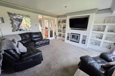 Lounge Additional Image