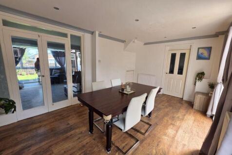 Dining Room Additional Image