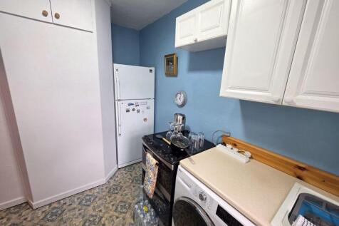 Kitchen Additional Image 