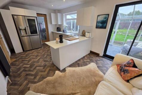 Kitchen/Dining/Family Room