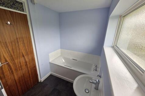 Bathroom Additional Image