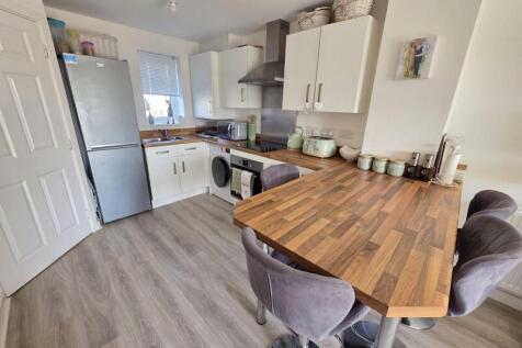 Kitchen/Breakfast Area