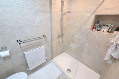 Bedroom Two En-Suite
