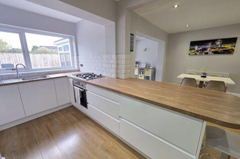 Kitchen Additional Image