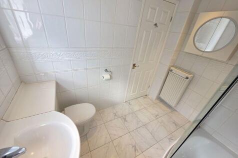 Bathroom Additional Image