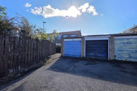 Garage In Block