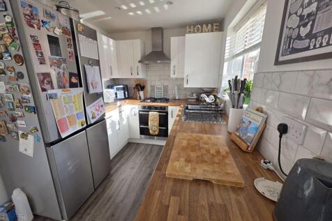 Kitchen/Dining Room Additional Image