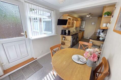 Dining Area/Kitchen Additional Image 