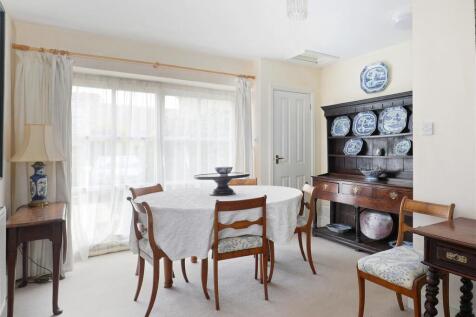 dining room crop1.JPG