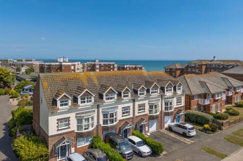 51 Harsfold Road Drone-4.jpg
