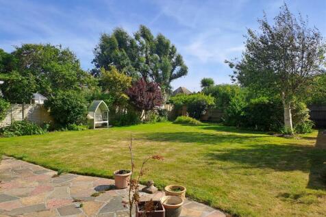 South Facing Rear Garden