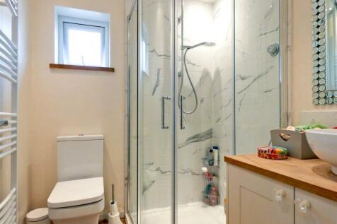 En Suite Shower Room