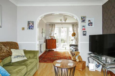 Lounge/Sitting Room