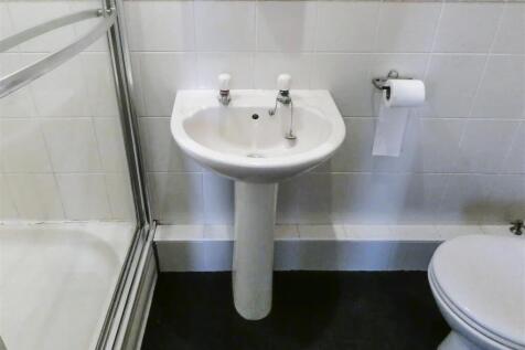 En Suite Shower Room