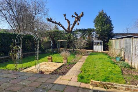 West Facing Rear Garden