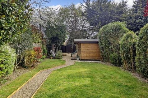 South Facing Rear Garden