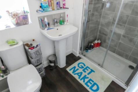 En Suite Shower Room