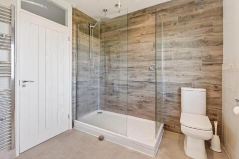 32 Harsfold Road Final-12.jpg