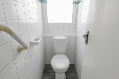 Separate WC