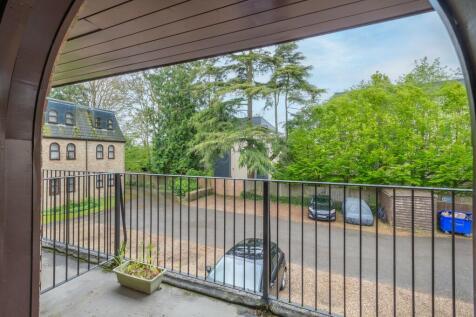Flat 15 Amberley ...