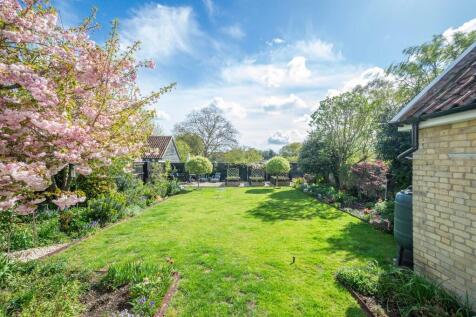 Kensington Villa-...
