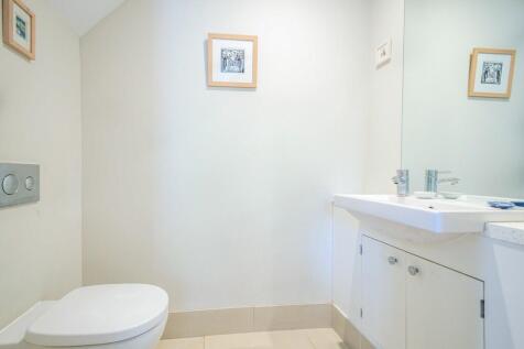 8b Church Road-03