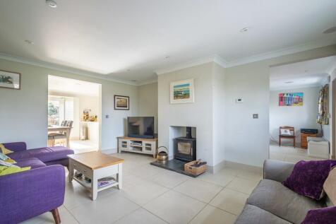 8b Church Road-09