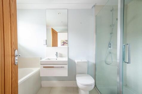 8b Church Road-17