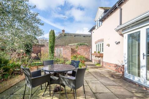 8b Church Road-19