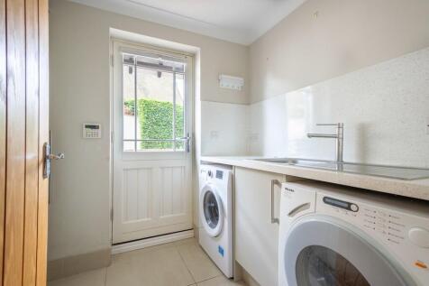 8b Church Road-07