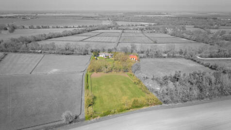 The Thatches 1104...