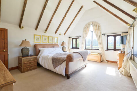 The Thatches 1104...